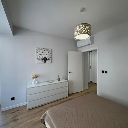 Family Luxury 3br Flat - Del Cura - Sea View דירה