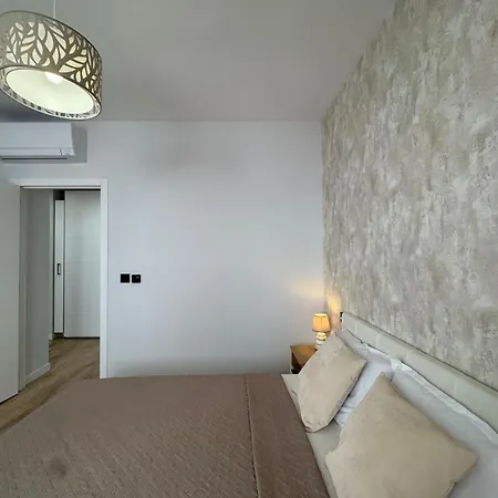 Family Luxury 3br Flat - Del Cura - Sea View דירה טורבייחה