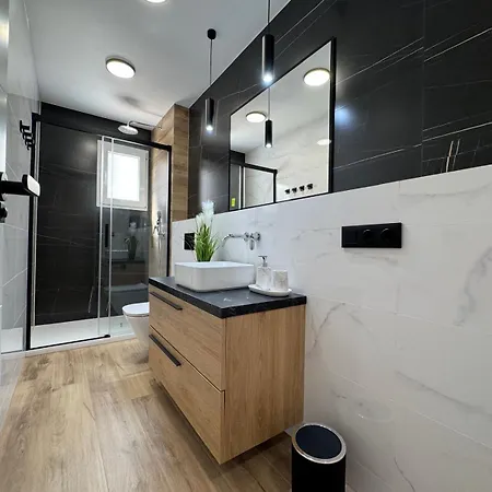 Family Luxury 3br Flat - Del Cura - Sea View דירה טורבייחה