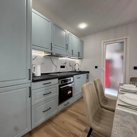 דירה Family Luxury 3br Flat - Del Cura - Sea View טורבייחה